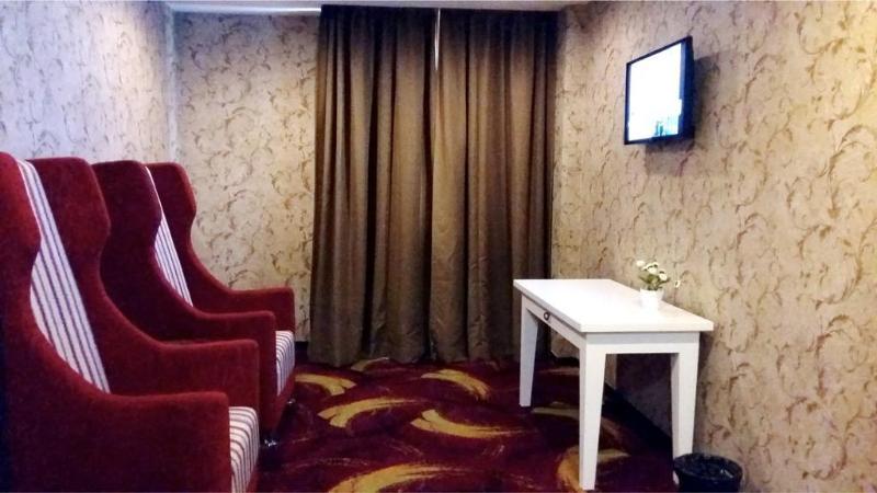 Travellers Hotel Phinisi Hotel Makassar